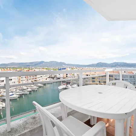 C Frente Al Canal Con Terraza Apartamento Empuriabrava