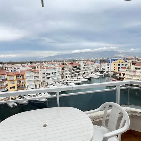 C Frente Al Canal Con Terraza Apartment Empuriabrava