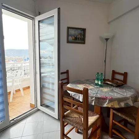 C Frente Al Canal Con Terraza Empuriabrava